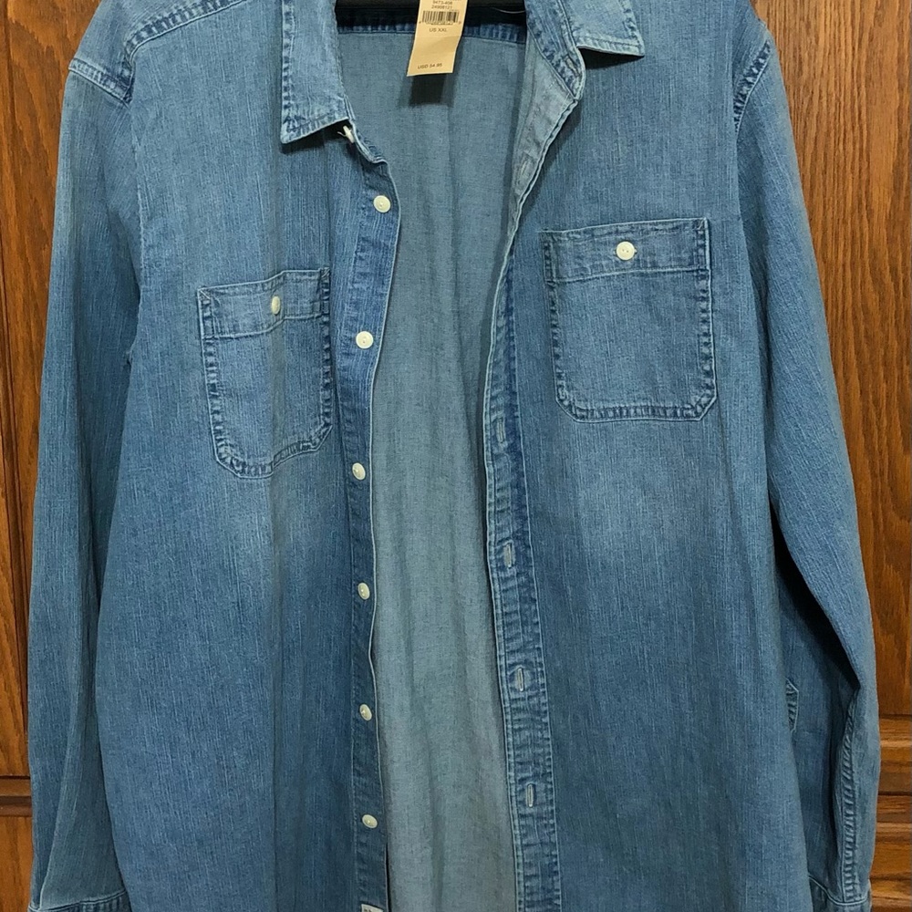American Eagle blue jean shirt